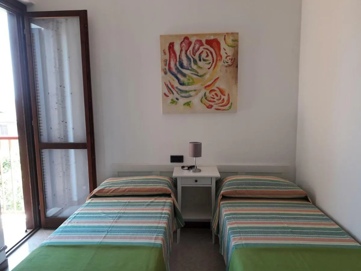 Villa Susy Ντεζεντσάνο ντελ Γκάρντα 0*,  Ιταλία